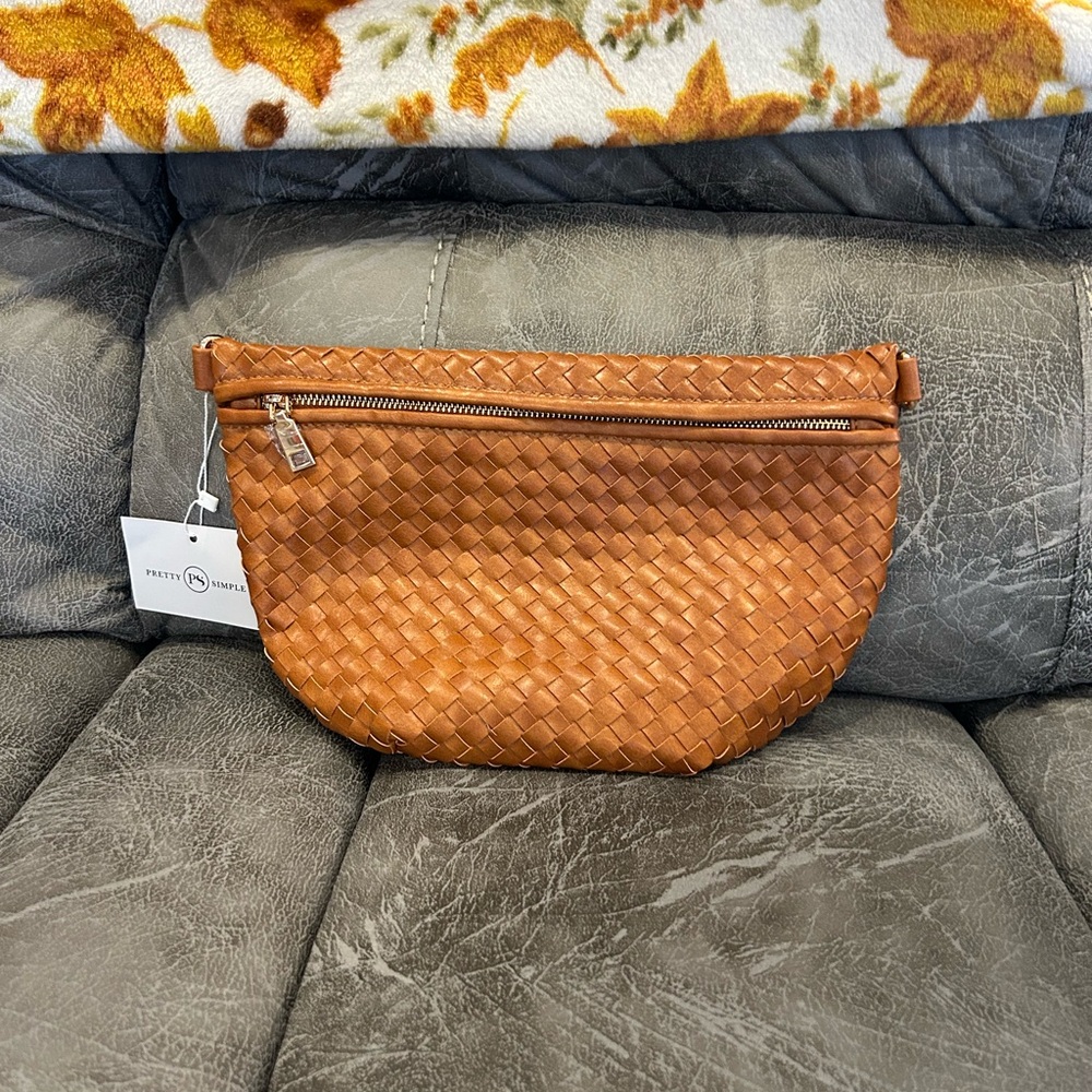 WESTLYN WOVEN BUM BAG